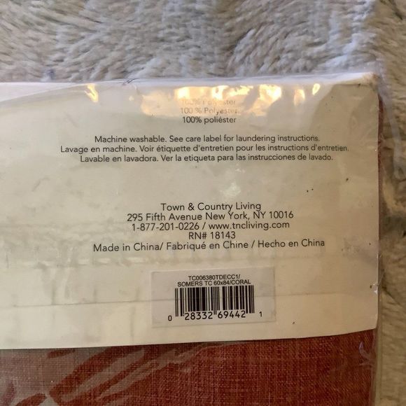 town & country oblong tablecloth 60 inch by 84 inch - Picture 9 of 9